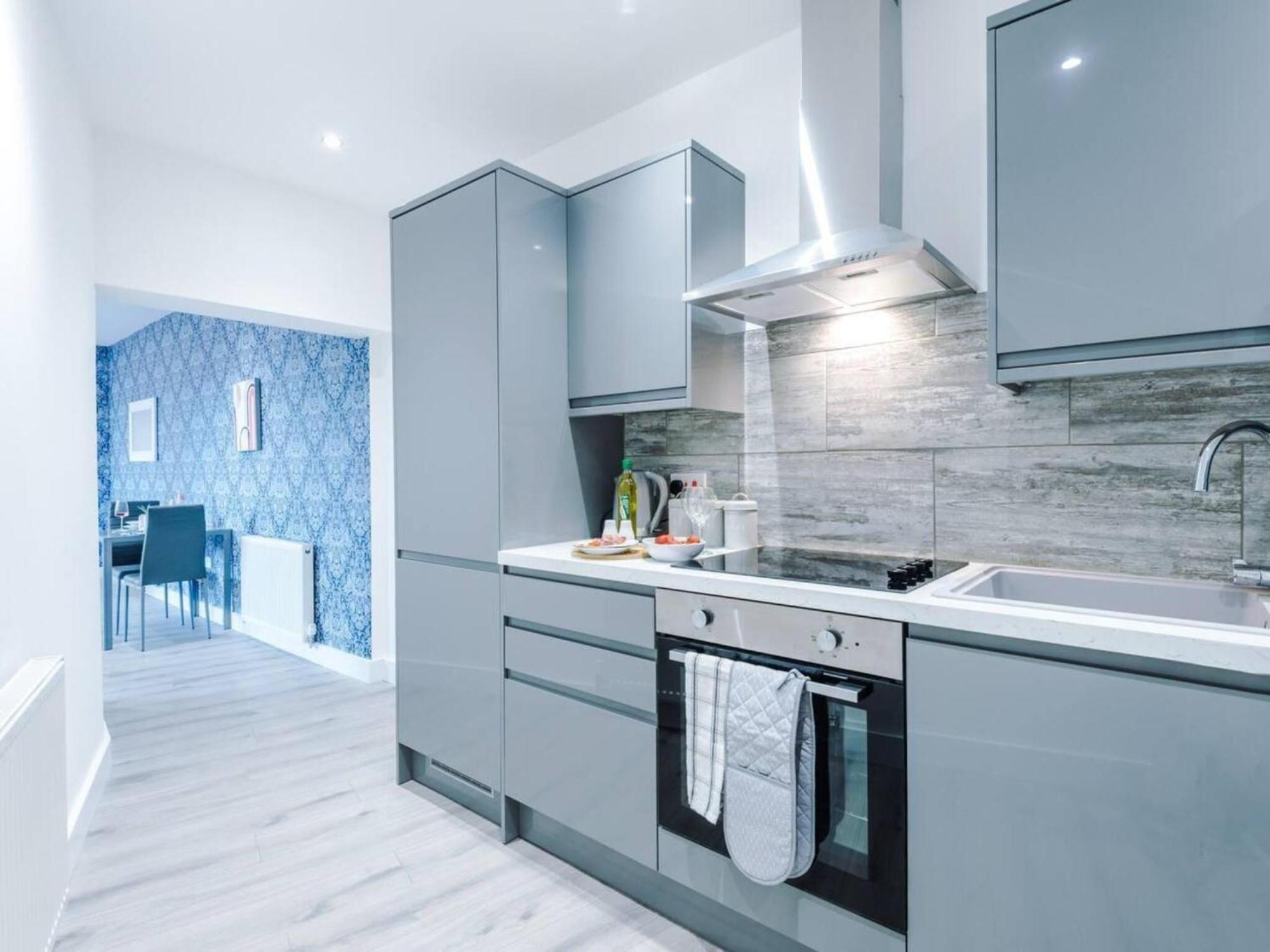 The Ecclesian Deluxe Apartments Near Trafford Centre Eccles Train Station แมนเชสเตอร์ ภายนอก รูปภาพ
